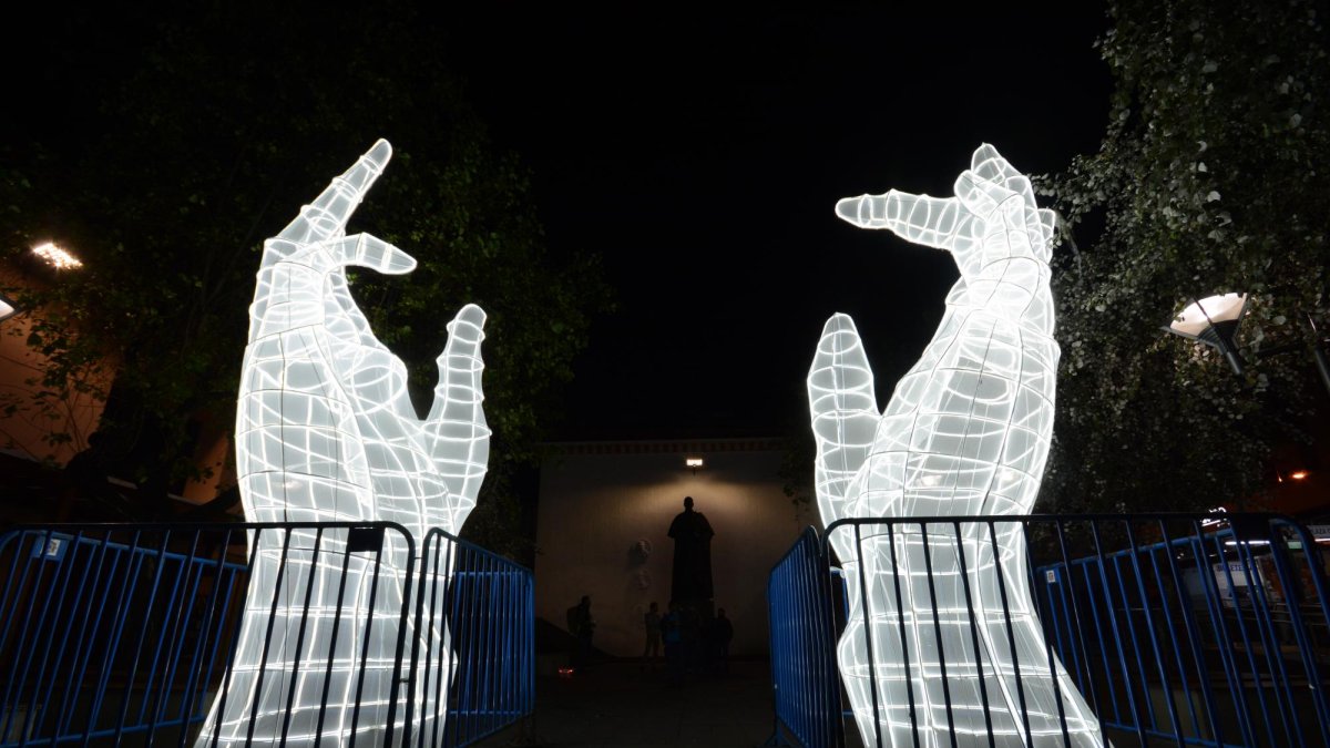 La Fiesta de la Luz se celebra la noche del miércoles 8 de agosto en Quito.