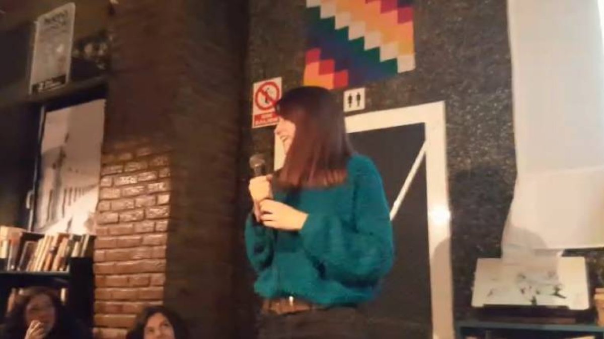 La valenciana Marta Fornés denunció el machismo de Disney a través de un poema.