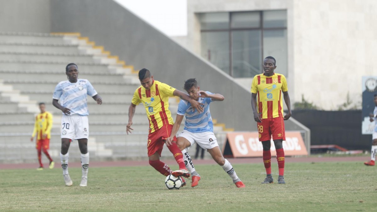 Aucas logró quedarse con los tres puntos al proponer en el segundo tiempo, puesto que en la primera etapa el equipo lució desordenado y nada asertivo.