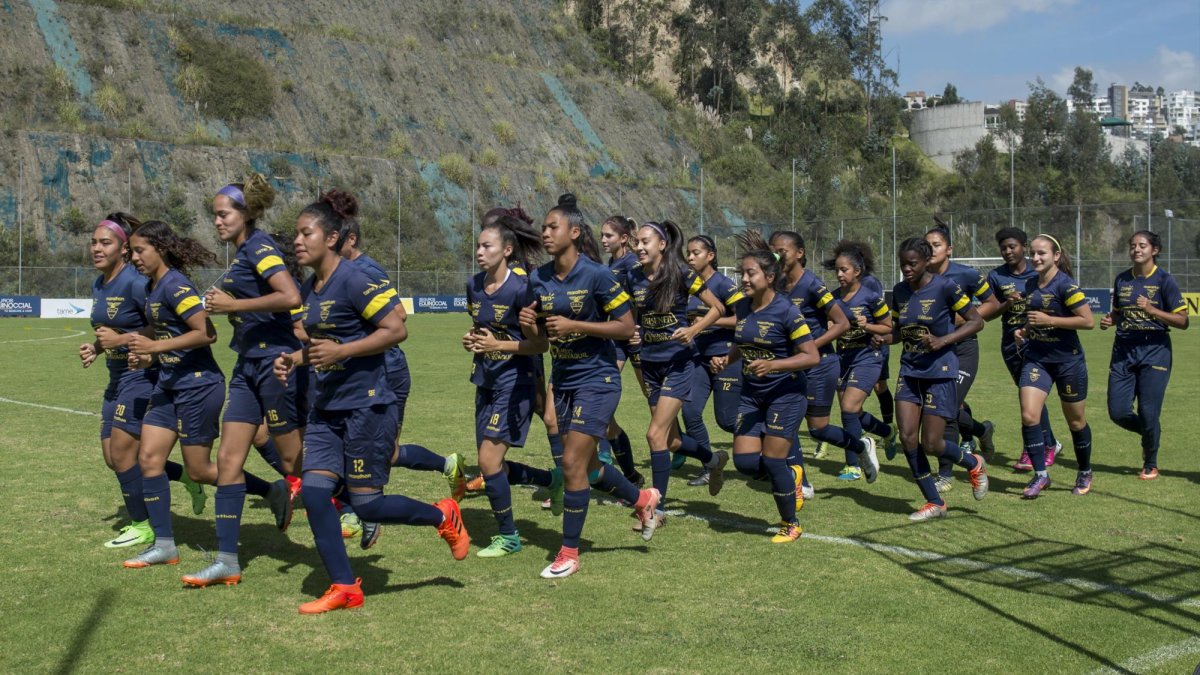 Selección de Fútbol Femenino de Ecuador.