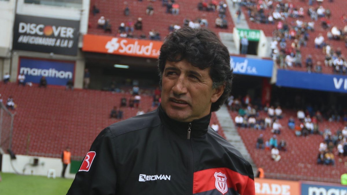 El cuadro ambateño perdió ante Emelec por 3-0 el último sábado y el técnico Patricio Hurtado pagó las consecuencias, pues fue cesado de su cargo.