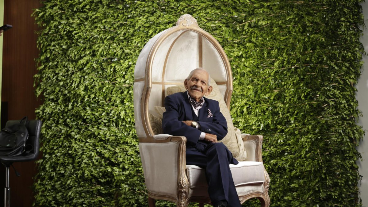 Don Carlos Rubira Infante, ganador del Hall of Fame de compositores latinos.