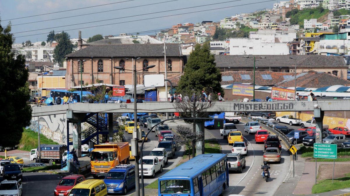 El mayor movimiento se registra en los días de feria: martes, viernes y sábados. Sin embargo, siempre hay quienes trabajan todos los días.
