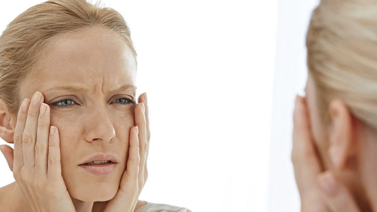 Las mujeres tenemos muchas costumbres que, sin darnos cuenta, pueden provocarnos alergias y daños en la piel. Conoce 5 de ellas.