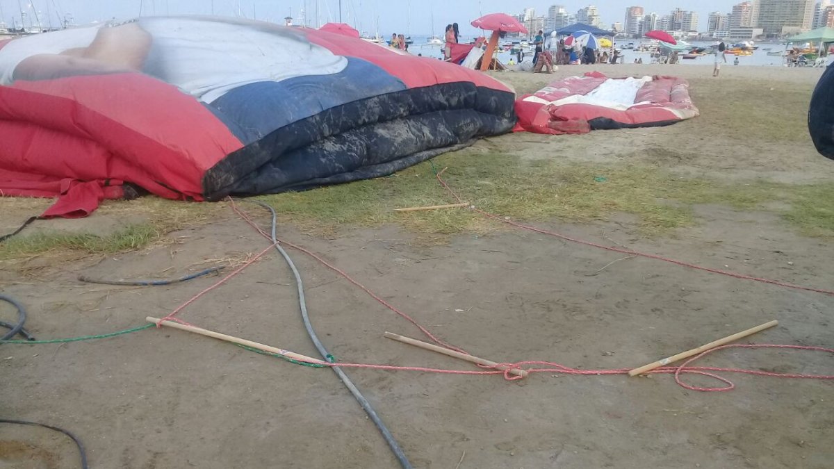 Por ahora esta prohibida la colocación del tobogán hasta que se tenga un informe técnico.