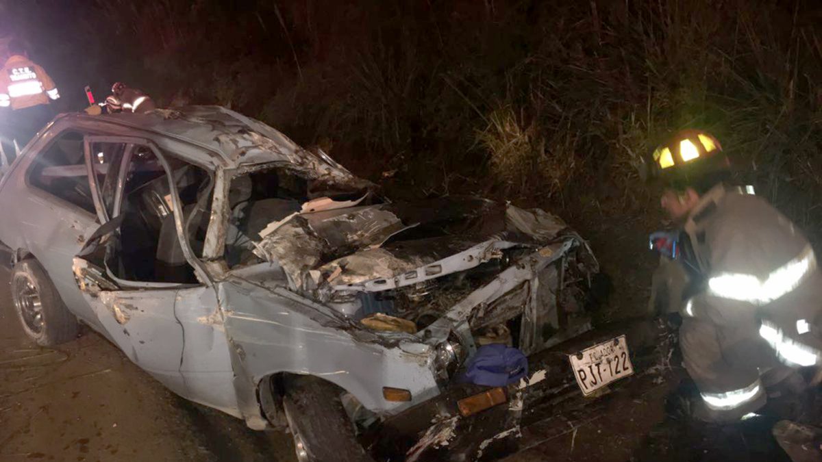 Dos hombres murieron camino a Gualaceo, cuando retornaban de una fiesta en Cuenca.