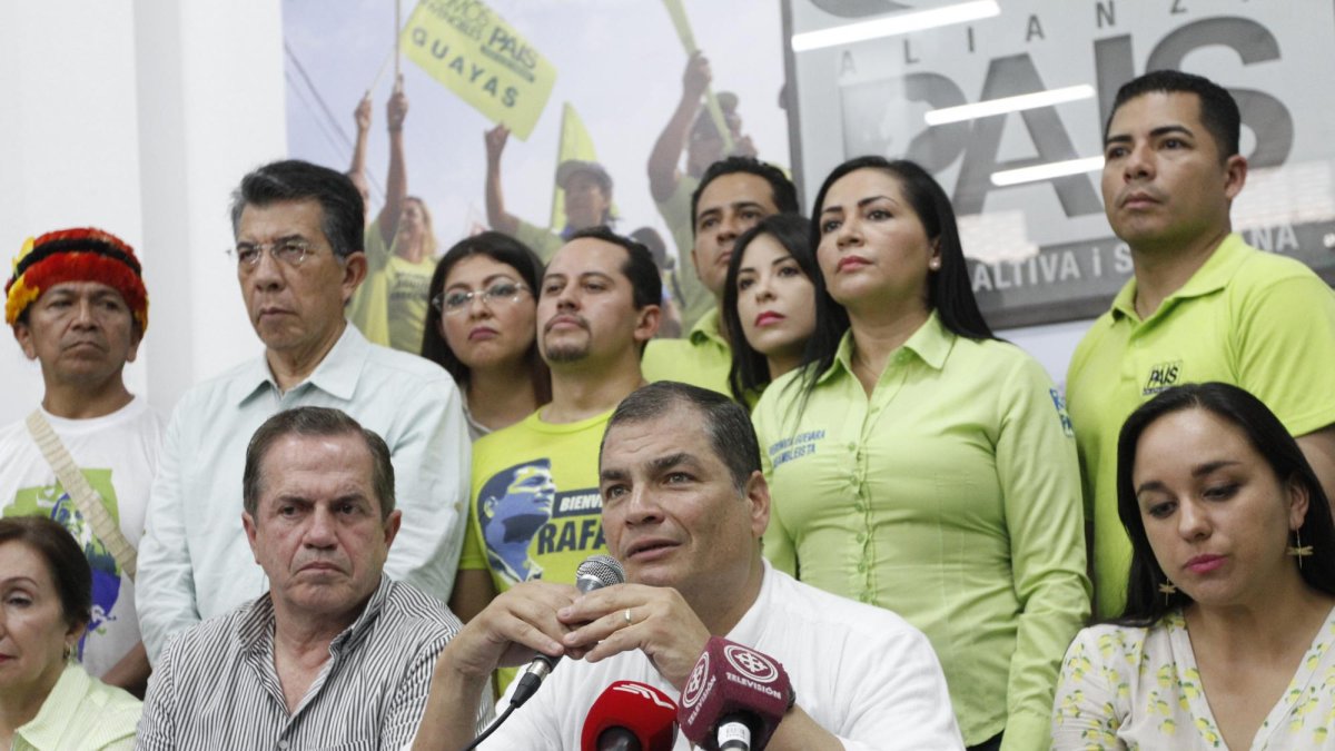 Rueda de prensa del expresidente Rafael Correa, en la sede de Rumichaca y Padre Solano, centro de Guayaquil, el pasado 25 de