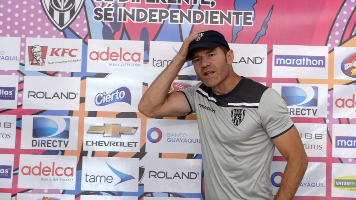 Técnico del Independiente del Valle habló con los medios sobre su próximo encuentro con Aucas.