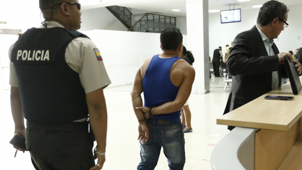 El sujeto fue llevado a la Unidad de Flagrancia.