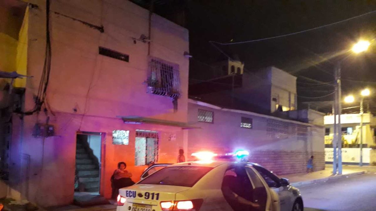 El altercado que se registró cerca de las 20:15 de este jueves 3 de mayo, se dio en las calles Catorceava Sur entre Octava y Novena Sur, a una cuadra del parque Lineal.