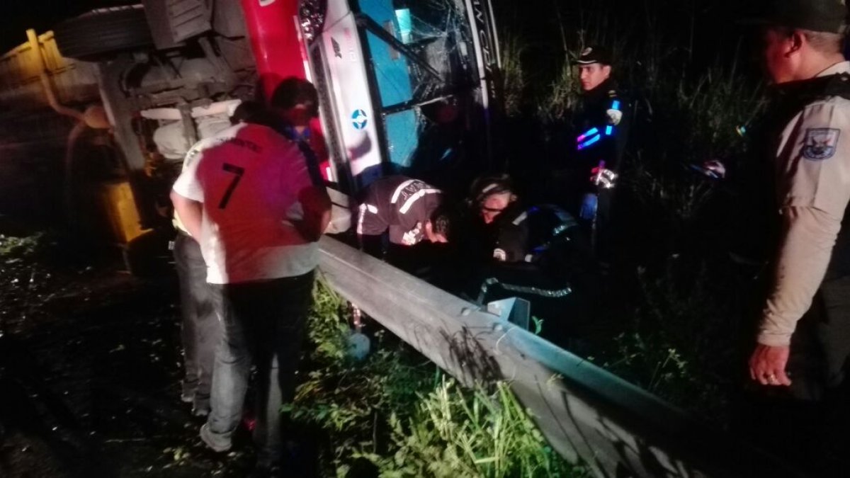 Aún se investiga el motivo del accidente. El Ecu911 Babahoyo atiende la emergencia.