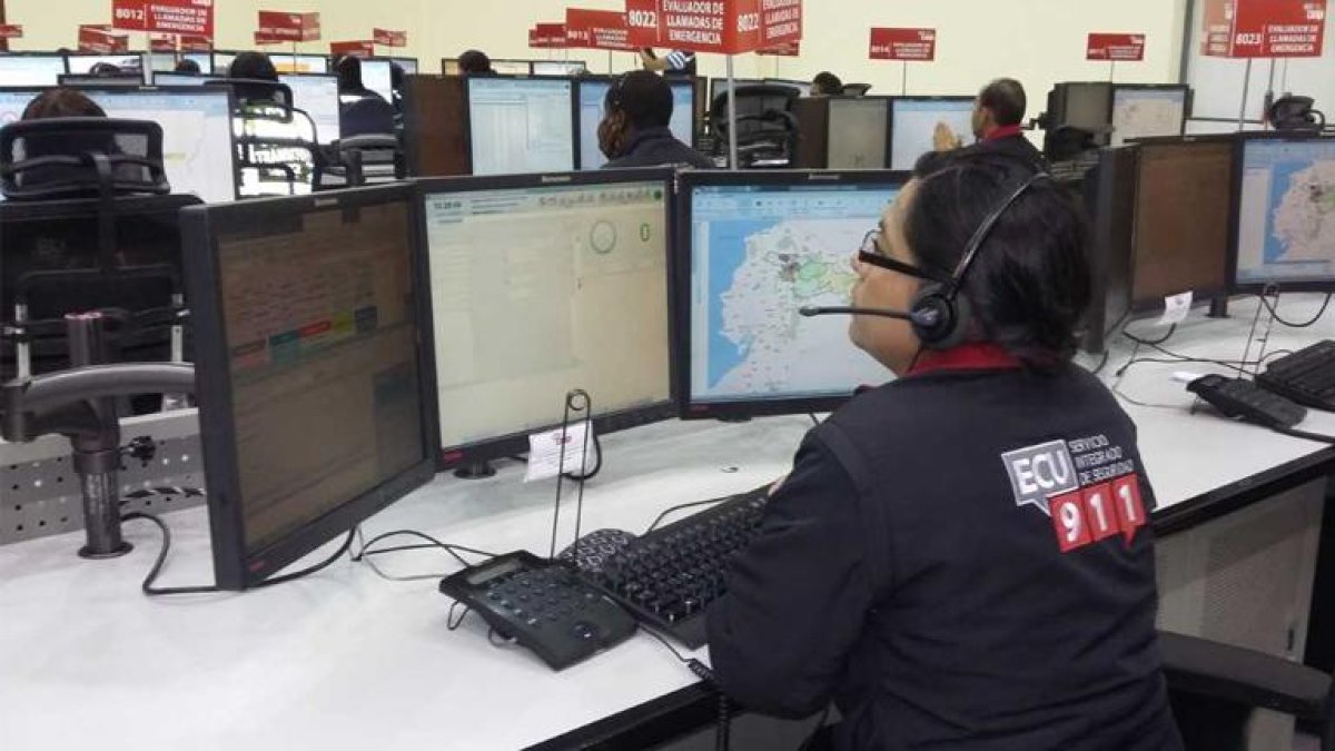 Personal del ECU911 monitorea las 24 horas la frontera norte