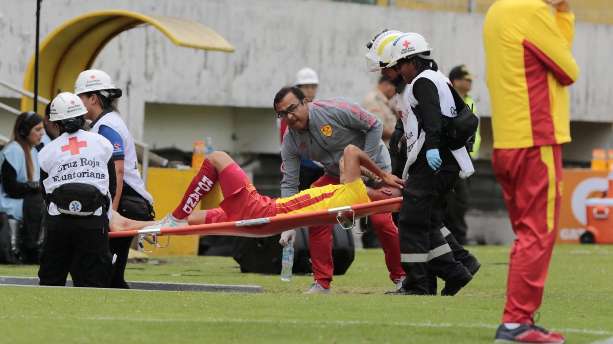 Juan Rivas quedó lesionado en su partido contra el Delfín.