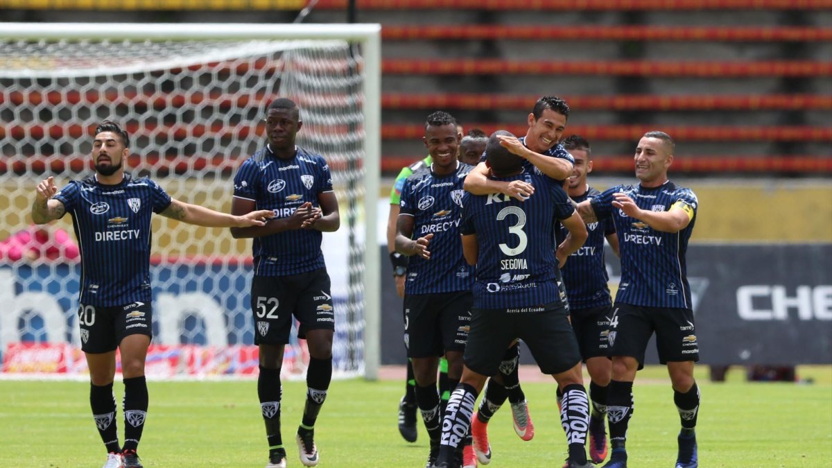 La directiva del club prepara el encuentro Back in Black, en el que hará la presentación oficial de sus nuevos fichajes y la indumentaria para este año.