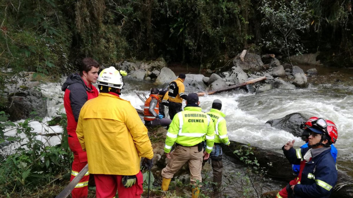 Fernando Montesinos habría caído de un caballo y, posteriormente, arrastrado por la corriente.