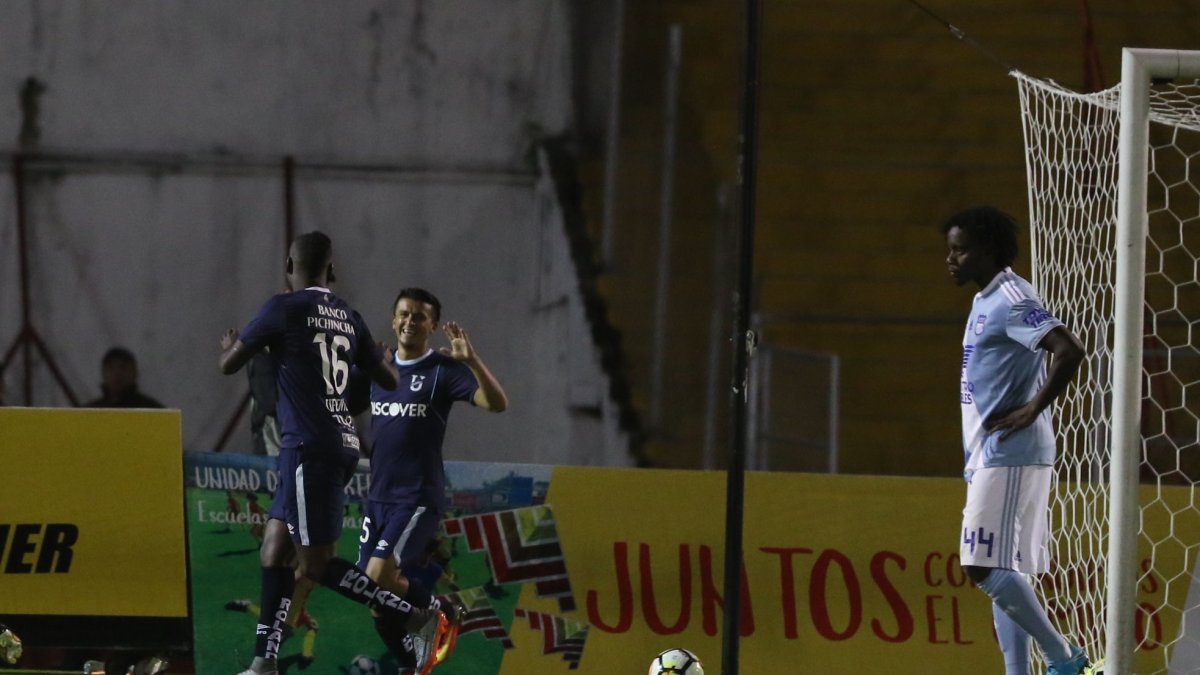 El Trencito Azul se volvió a colocar en la pelea por alcanzar los primeros puestos de la tabla de posiciones, después de derrotar en la última fecha por 1-0 a Emelec.