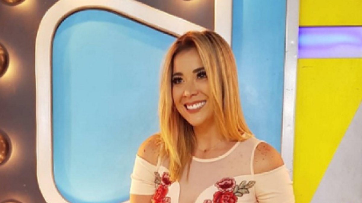 Velasteguí dijo en el programa de farándula de RTS que Ámbar parecía una “actriz porno”, por lo cual la Montenegro la demandó por difamación.