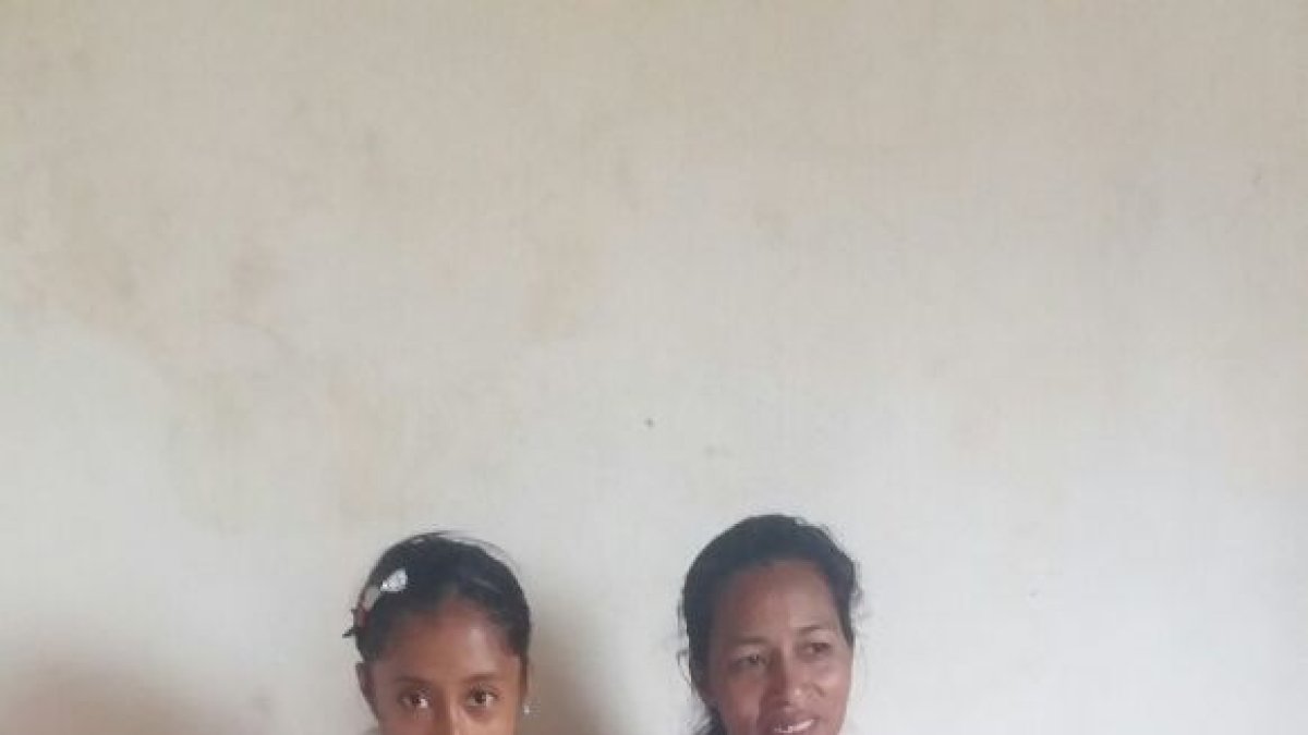 Yolanda Aquilina Parra Díaz no sabe qué hacer para que su hija tenga cédula.