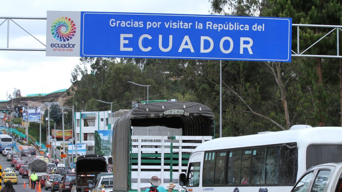 Se observarán las acciones que ejecutan las Fuerzas Armadas, policías y otras instituciones para aportar al desarrollo y bienestar de las poblaciones fronterizas