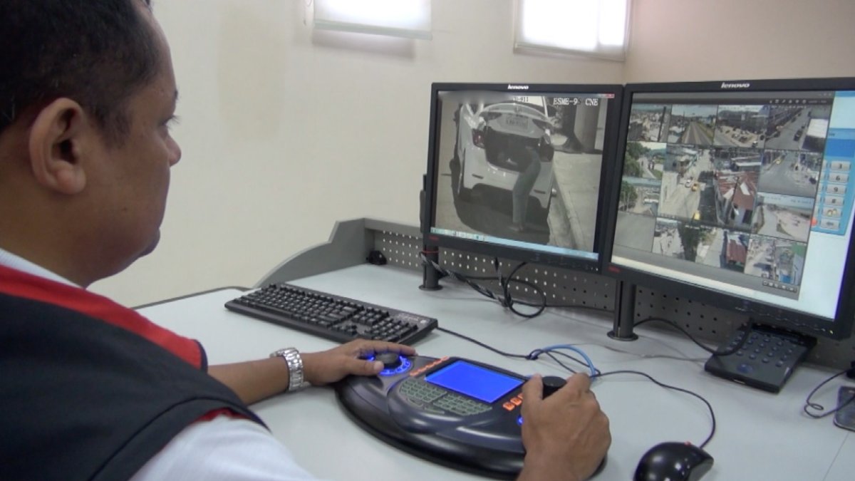 Imágenes del video de seguridad.