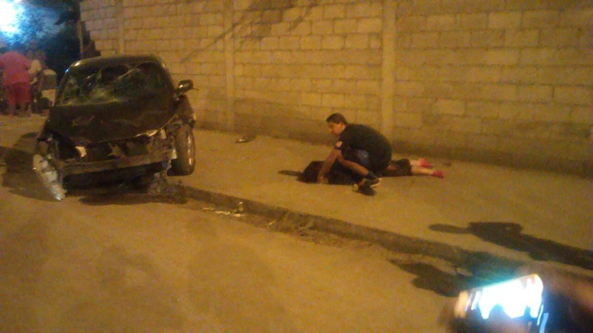 Producto de la fuerza del impacto, una menor de 5 años perdió la vida en el Hospital San Vicente de Paúl, de la ciudad de Pasaje, en la provincia de El Oro.