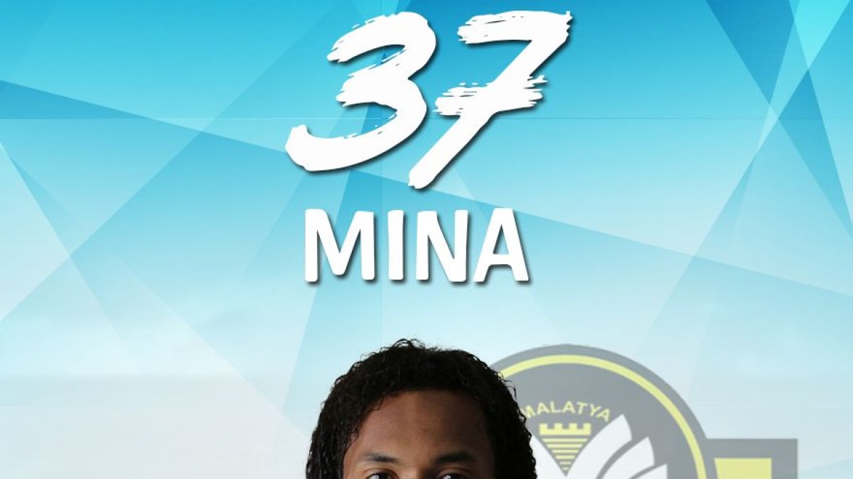 Arturo Mina, zaguero del Yeni Malatyaspor de Turquía. Es hincha del Barcelona de Guayaquil.