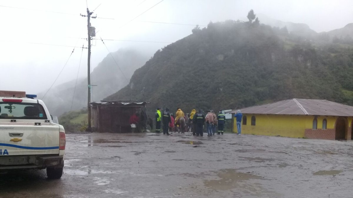 Las condiciones climáticas no permiten el sobrevuelo con helicóptero.