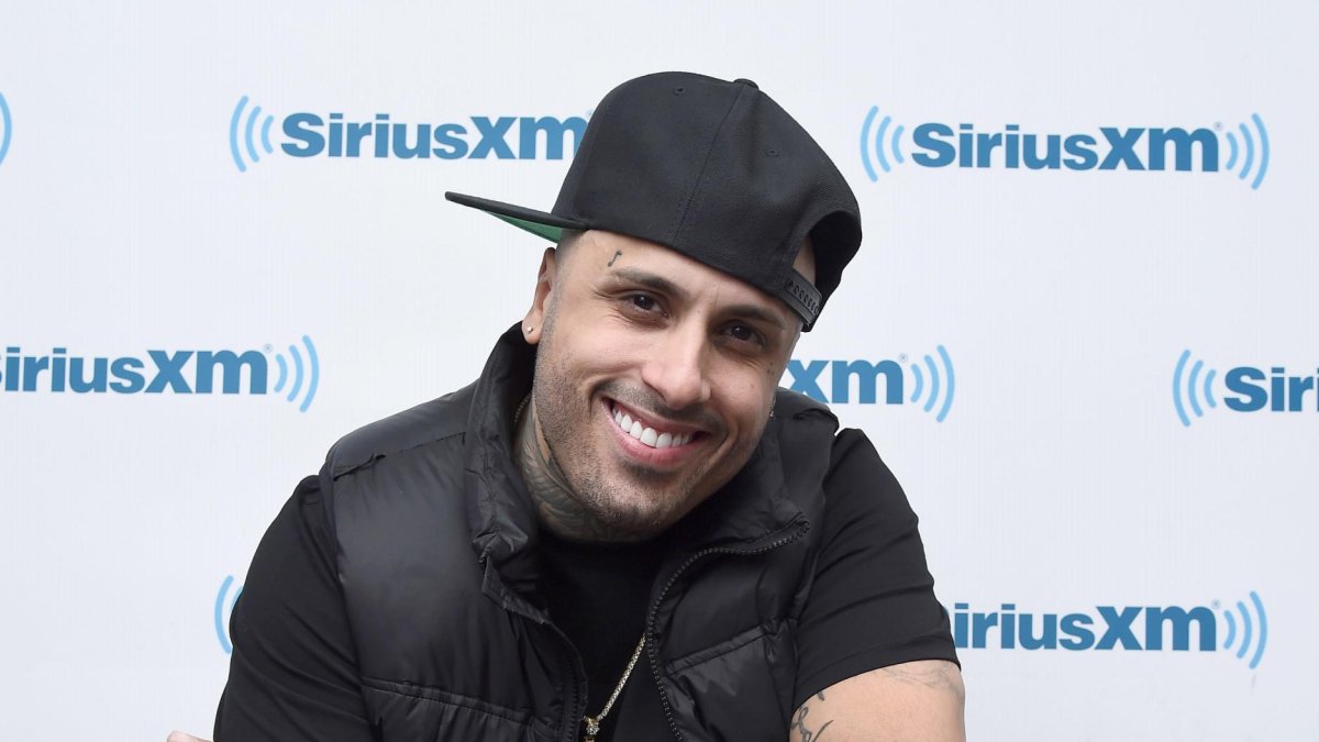 Nick Rivera Caminero es un cantante estadounidense de 37 años.