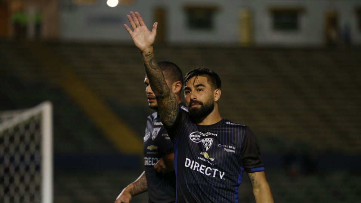 Encuentro de Independiente del Valle frente al Nacional.