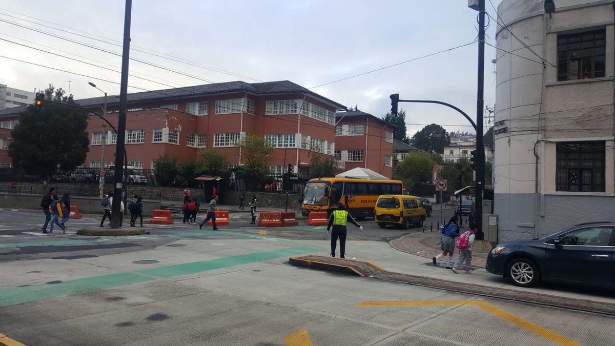 Los simpatizantes que quieran ser parte de ésta actividad, deberán tomar la Av. Gran Colombia ingresando por la calle Piedrahita.