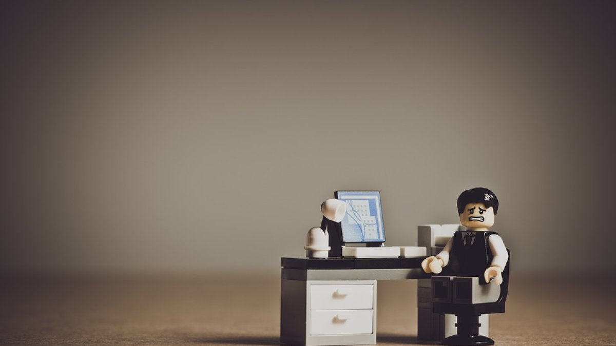 Este problema trata la excesiva dedicación al trabajo.