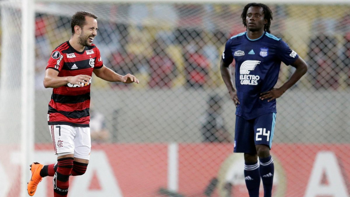 El ‘Mengao’ venció sus traumas gracias a un doblete de Everton Ribeiro en la segunda parte (48 y 90+1).