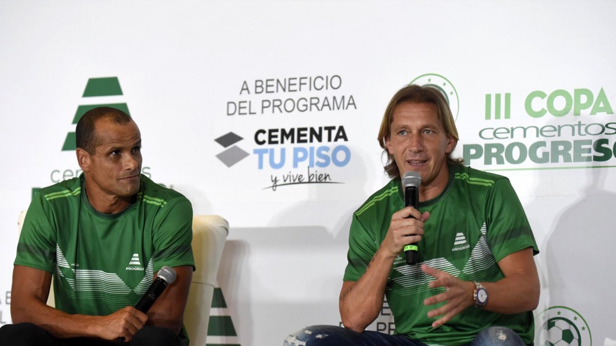 Los exjugadores del Barcelona y Real Madrid confiaron principalmente en sus propios países, Brasil y España, para conquistar el máximo título.