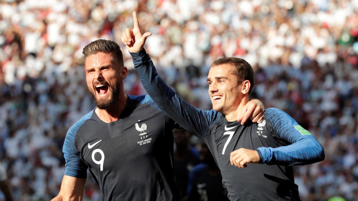 Uruguay no es un rival cualquiera para los “bleus”, que en los últimos cinco duelos contra ellos se han estrellado contra la defensa ordenada de los “charrúa”, a los que no han marcado.