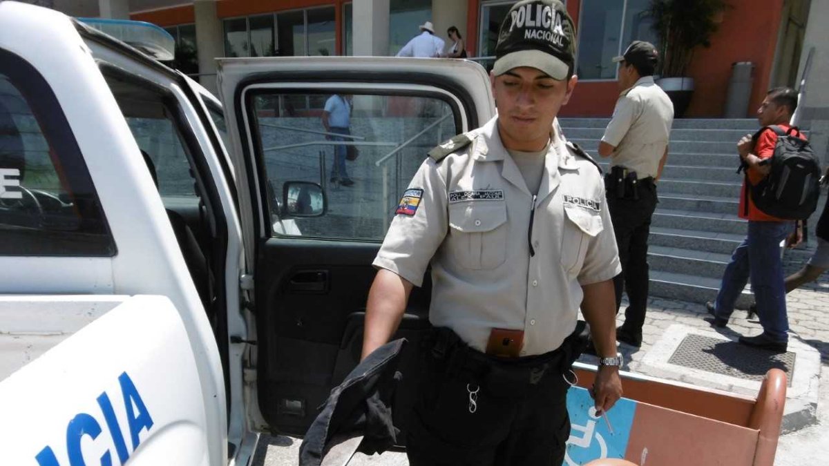 La policía encontró el arma que usó el agresor.