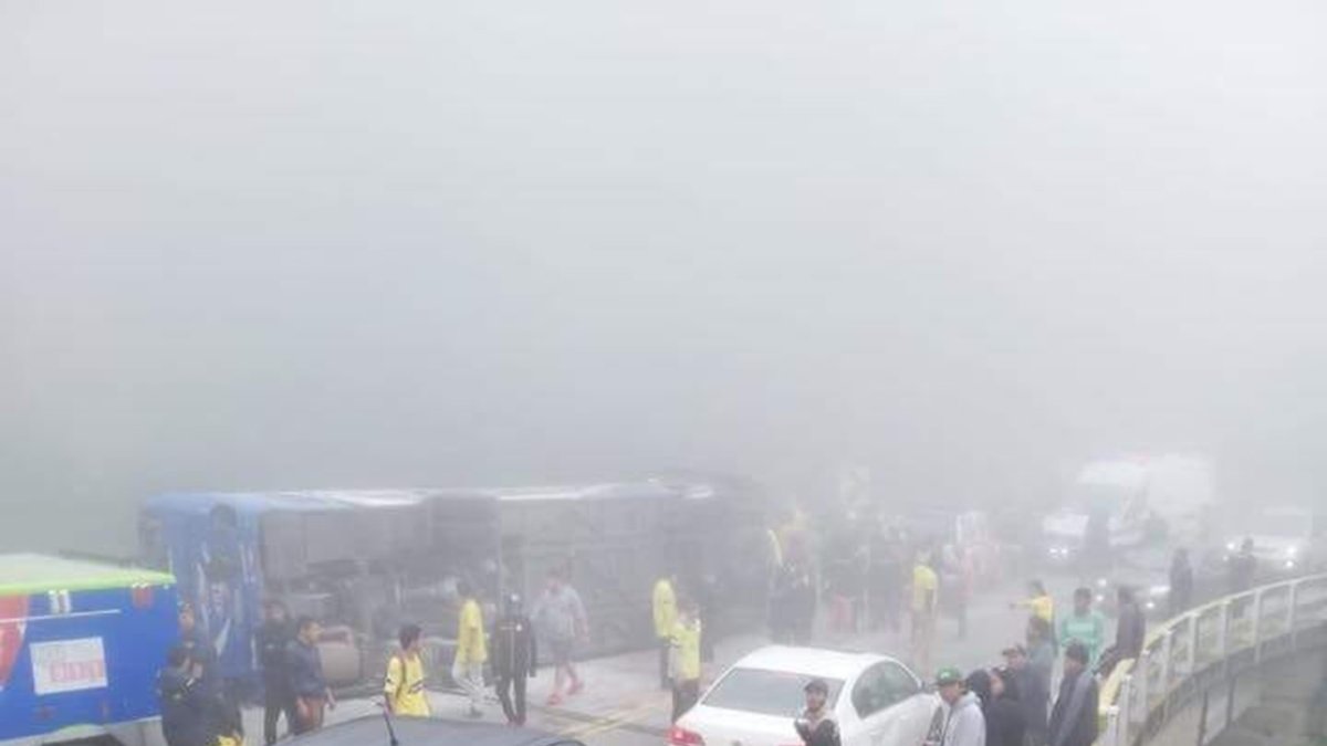 El domingo pasado, 12 hinchas del Barcelona fallecieron en un accidente en la vía Cuenca-Molleturo.