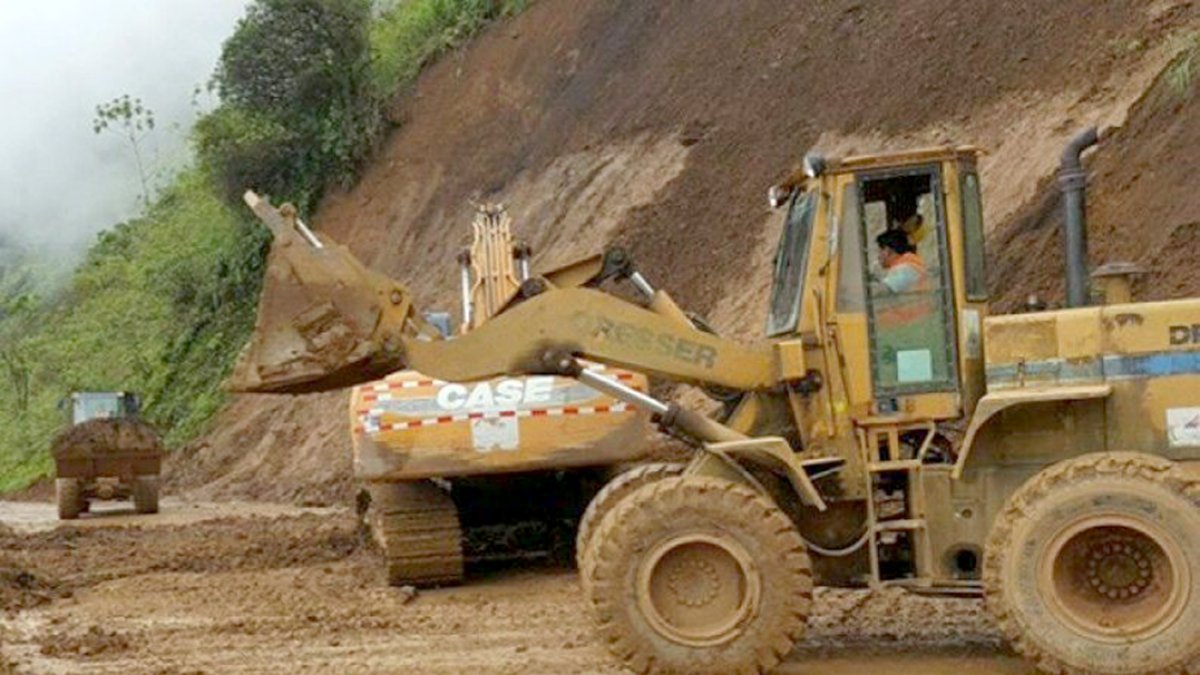 La época invernal dificulta los trabajos de limpieza.