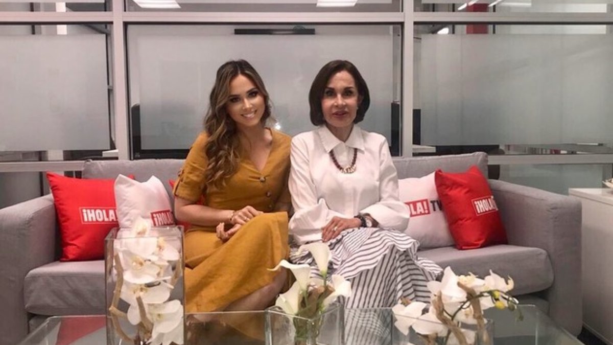 Como parte de la campaña, Gloria Gallardo concedió una entrevista a Hola TV.