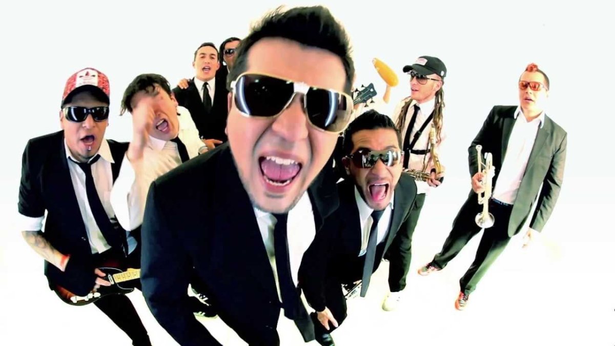 Los cantantes apoyaron la iniciativa y recorrieron diferentes poblados de la provincia en busca de los nuevos talentos.