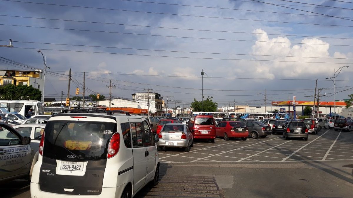 En distintos puntos del norte, centro y sur los usuarios manifestaron que el servicio estuvo suspendido alrededor de 30 minutos.