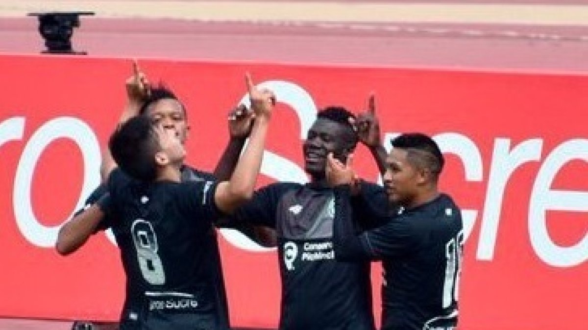 Franklin Tello, presidente de Independiente del Valle, indicó que la Copa Mitad del Mundo se realizará del 15 al 25 de julio.