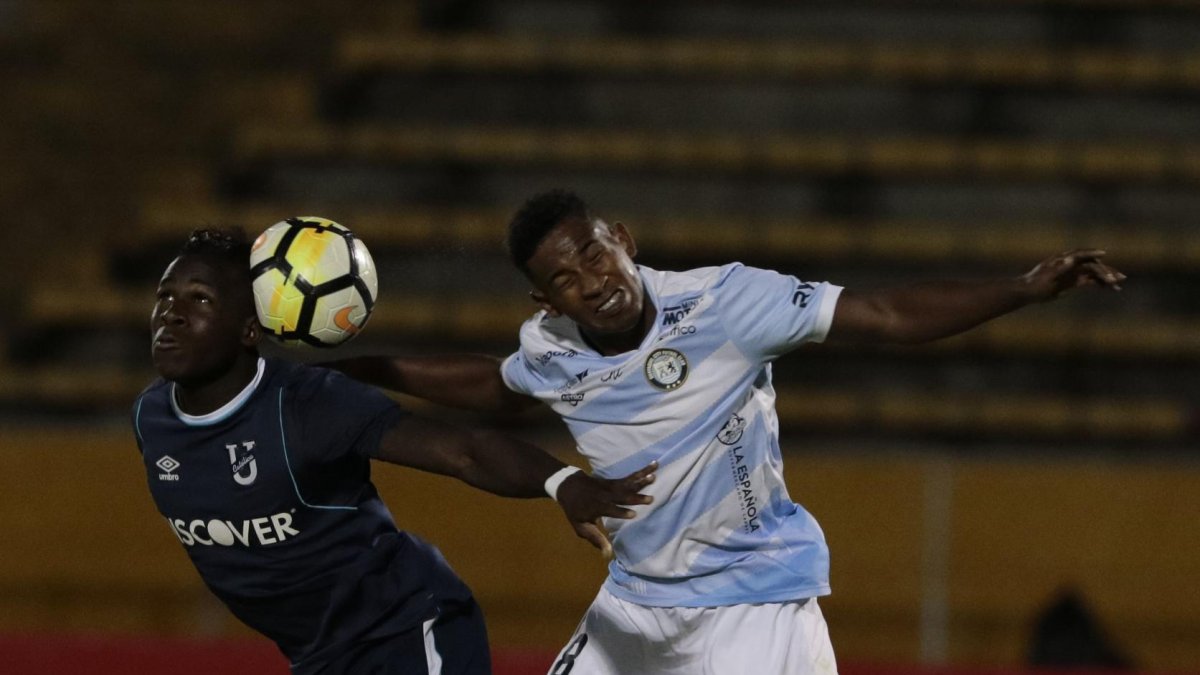 El cuadro citadino tuvo demasiada suerte en el Olímpico Atahualpa, pues los dirigidos por Santiago Escobar tuvieron, sin exagerar, más de quince oportunidades claras de gol.