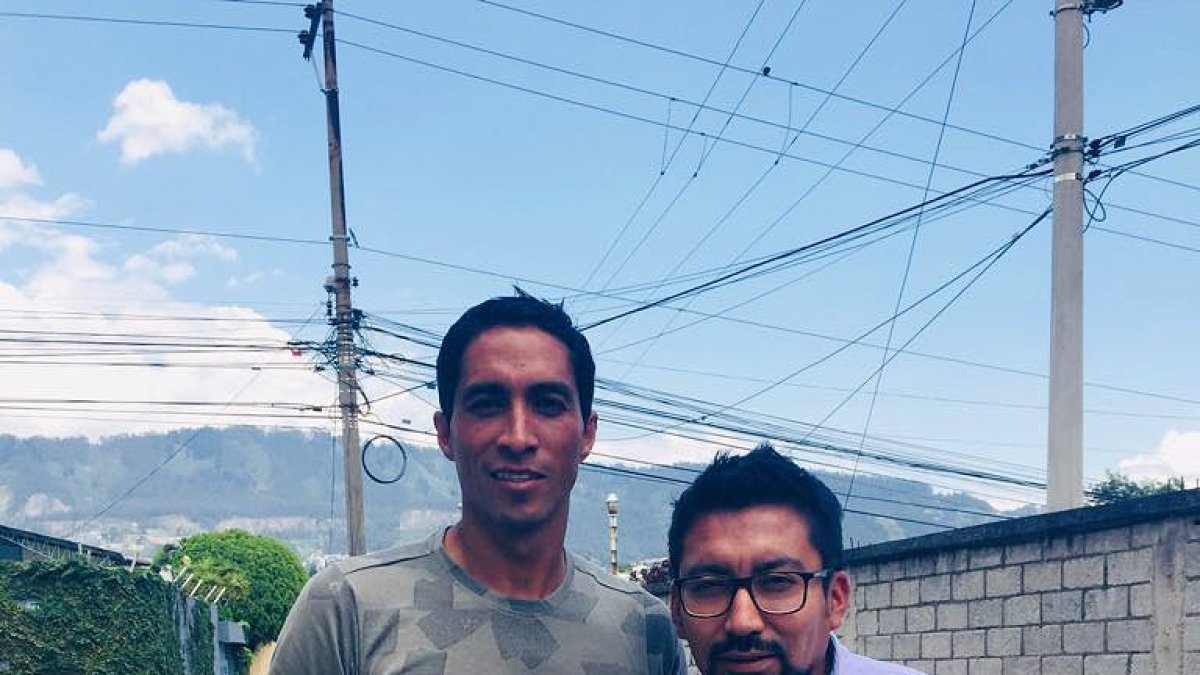 El meta  regresó al país para jugar en un equipo  de la Segunda Categoría de Pichincha, luego de su paso por el fútbol chino.