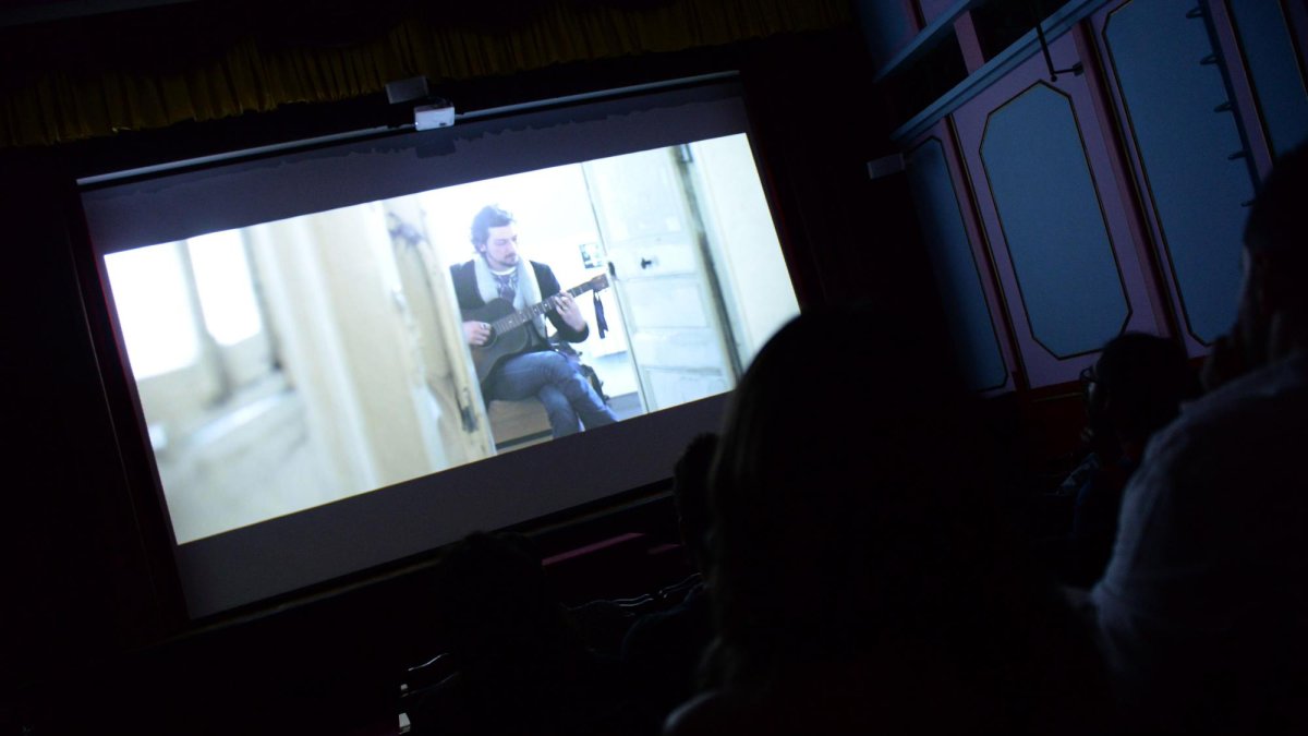 Como parte de las actividades previas a su concierto en Ecuador se proyectó el documental de la banda mexicana.