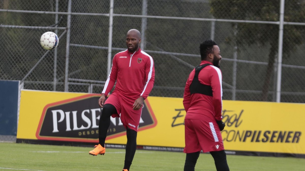 El jugador dijo, en rueda de prensa la tarde del mismo lunes, que “no hemos tenido tiempo de conocer Quito.