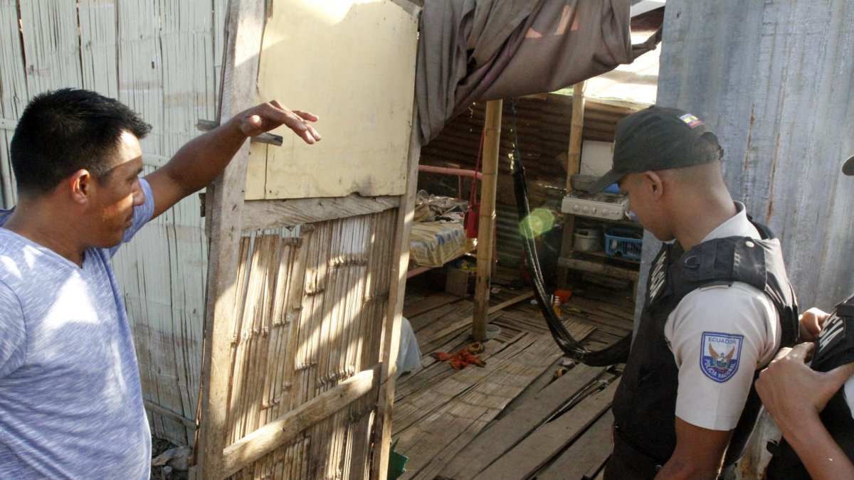 La víctima estaba meciéndose sobre la hamaca, cuando se tropezó, se enredó y se ahorcó accidentalmente.