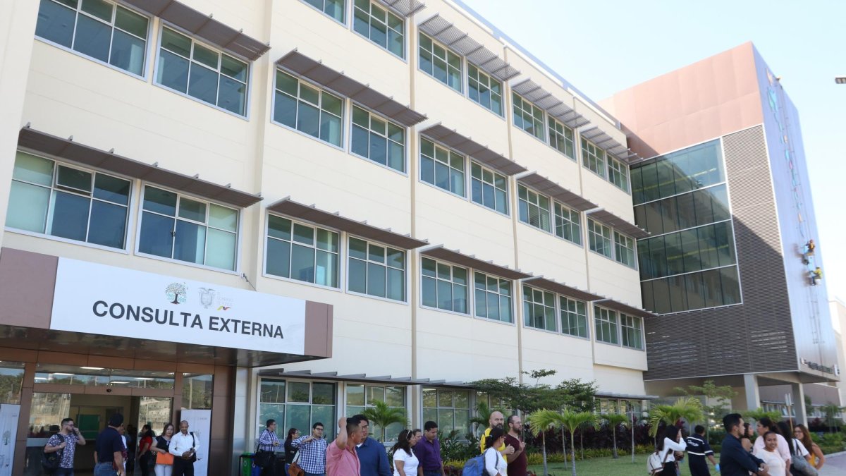 Consulta Externa será la primera área en abrir del hospital.