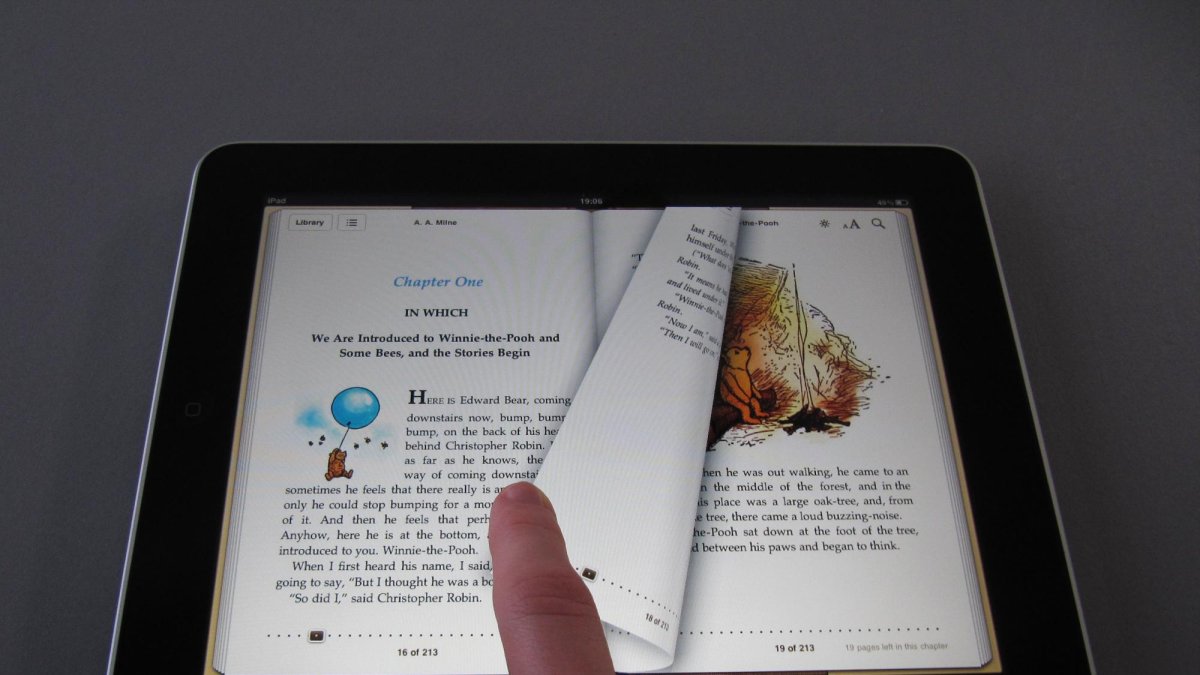 La lectura ayuda a mejorar el vocabulario y la concentración, estimula la empatía y agudiza la astucia. Le recomendamos  media docena de herramientas digitales para fomentar esta práctica.