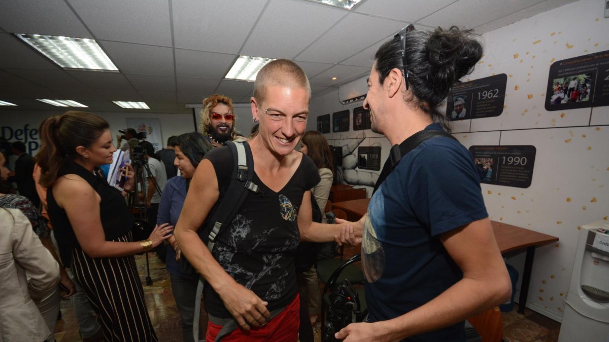 La Corte Constitucional sentenció a favor de la niña y admitió su derecho a la identidad y a llevar el apellido de sus madres.