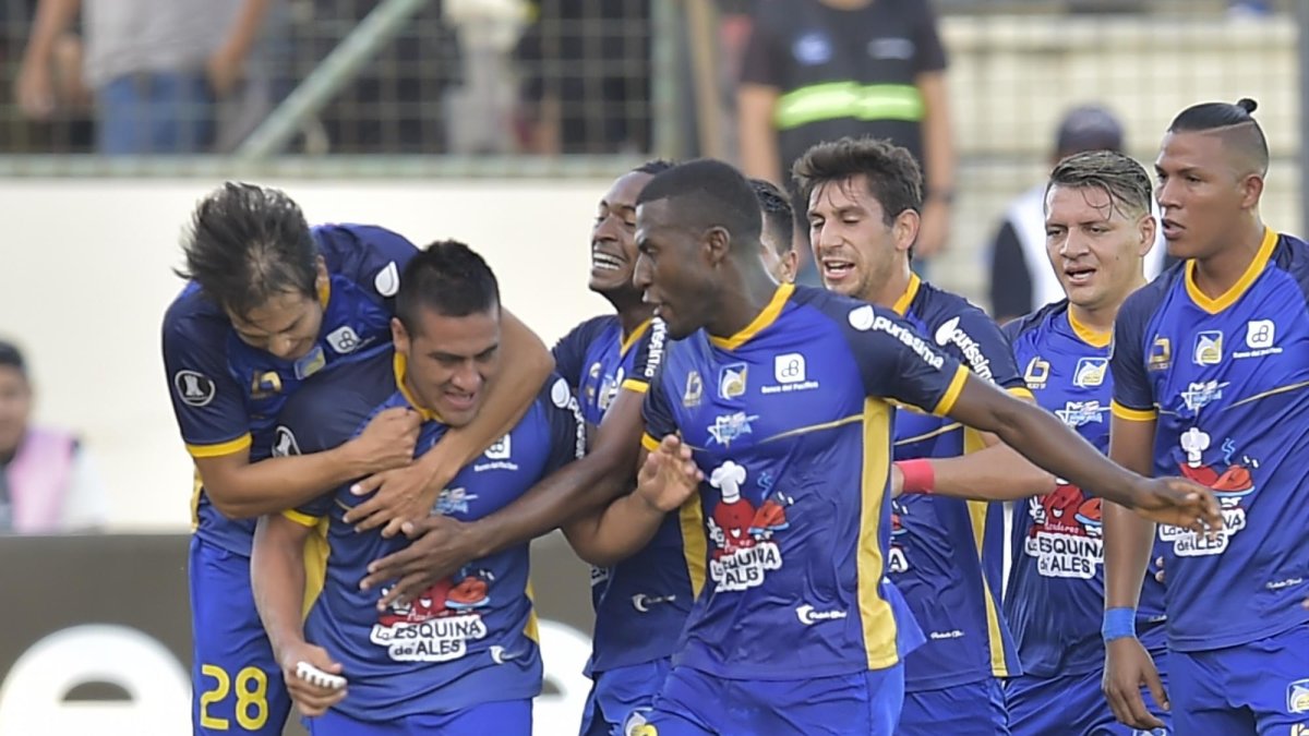 Un gol de Andrés Chicaiza en el minuto 19 sacó de terapia intensiva a los ‘cetáceos’ que quedaron por el momento segundos del Grupo 2 con siete puntos.